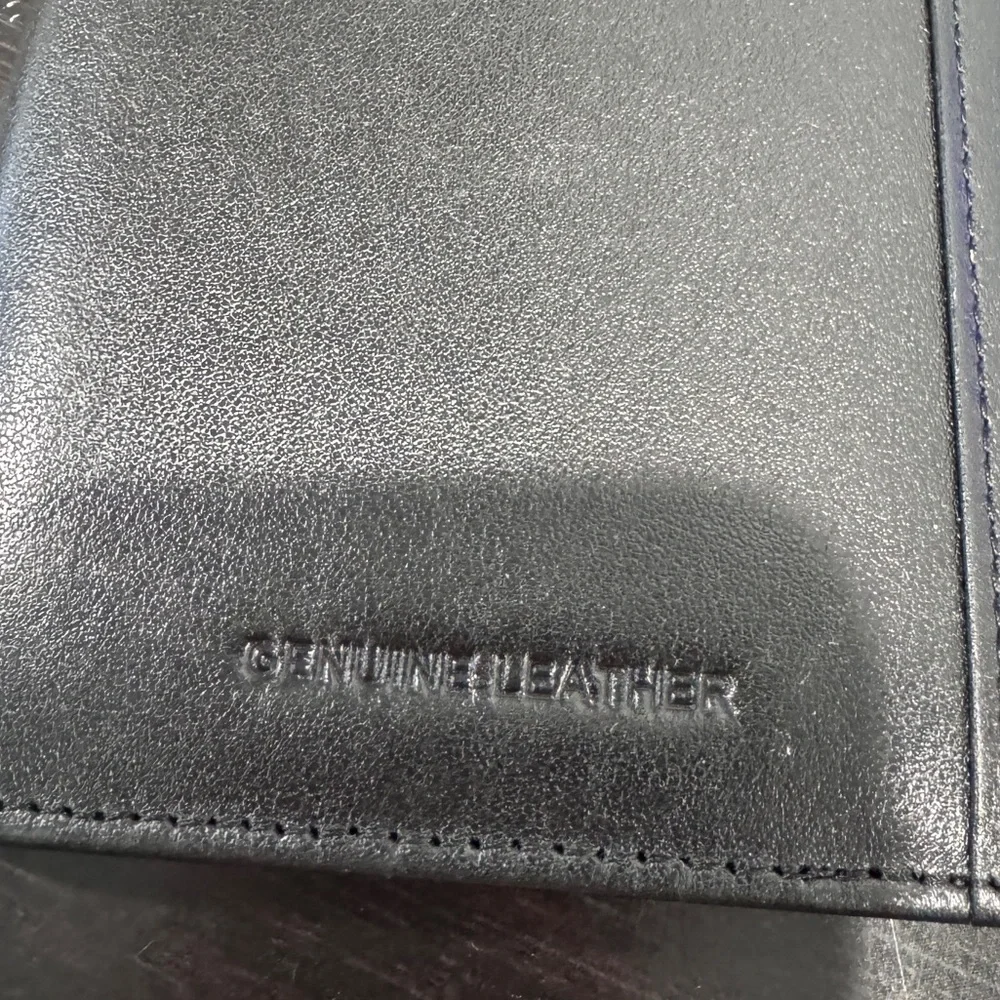 Genuine Leather Women's Black Exclusive Resorts Wallet